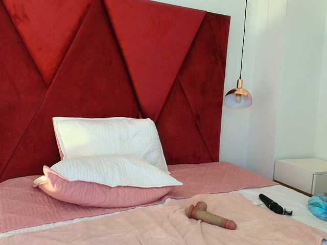 girl-amada's BongaCams show and profile