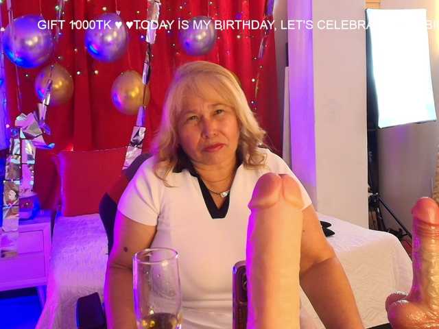 girl-amada's BongaCams show and profile