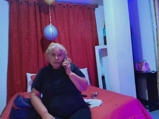 girl-amada's BongaCams show and profile