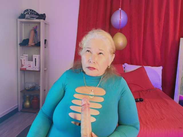 girl-amada from BongaCams is Freechat