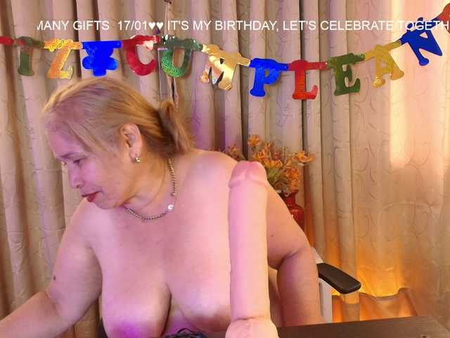 girl-amada's BongaCams show and profile