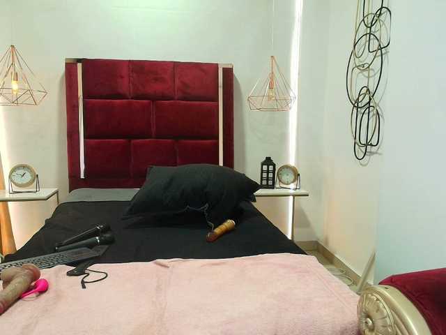 girl-amada's BongaCams show and profile