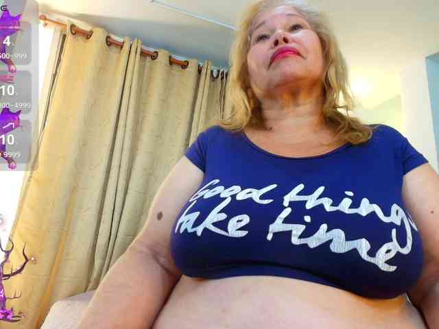 girl-amada Live Webcam on BongaCams