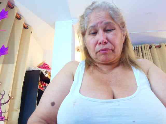 girl-amada webcam