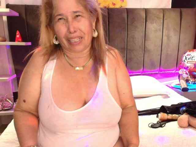 girl-amada webcam