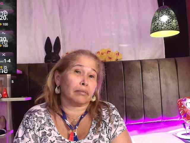 girl-amada webcam
