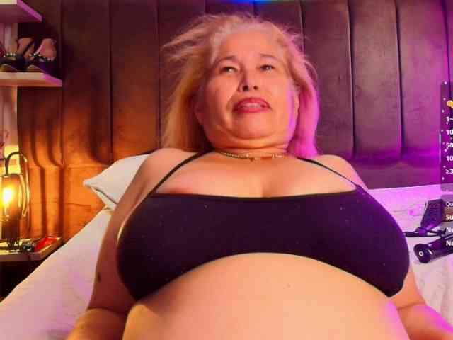 girl-amada webcam