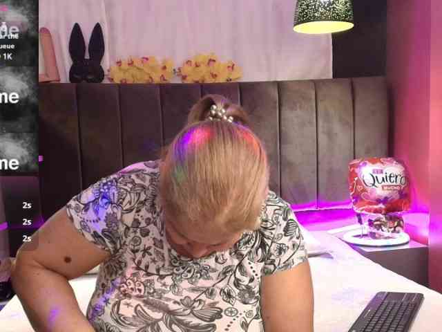 girl-amada webcam