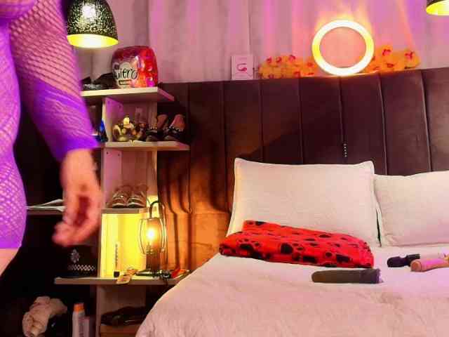 girl-amada webcam