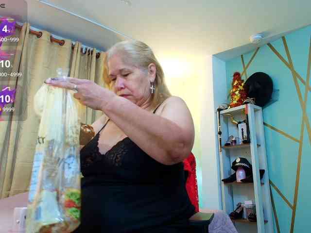 girl-amada webcam
