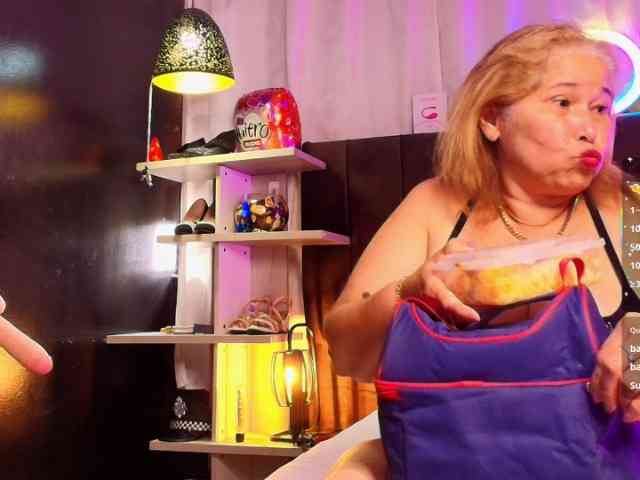 girl-amada webcam