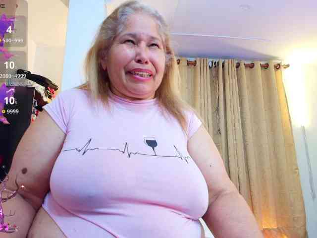 girl-amada webcam