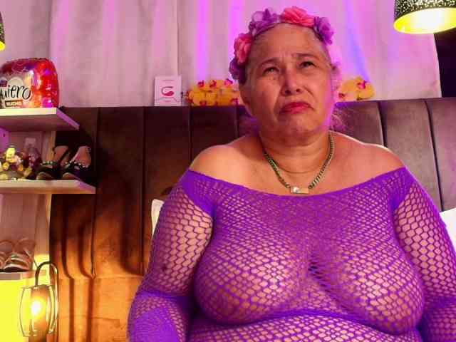 girl-amada webcam