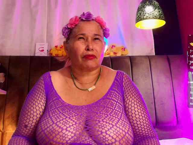 girl-amada webcam