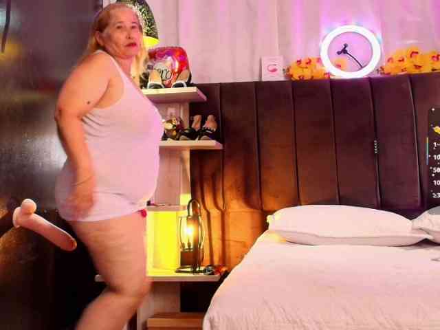 girl-amada webcam