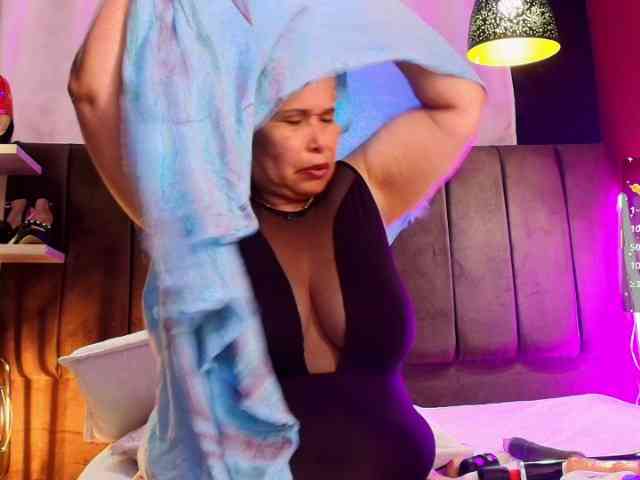 girl-amada webcam