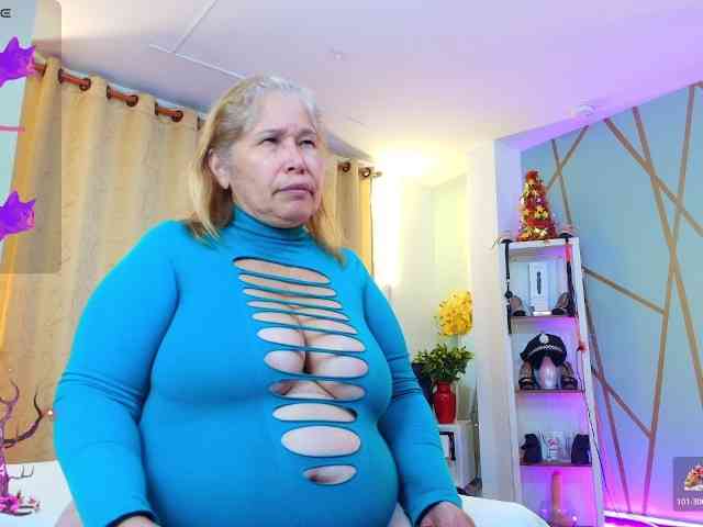 girl-amada webcam