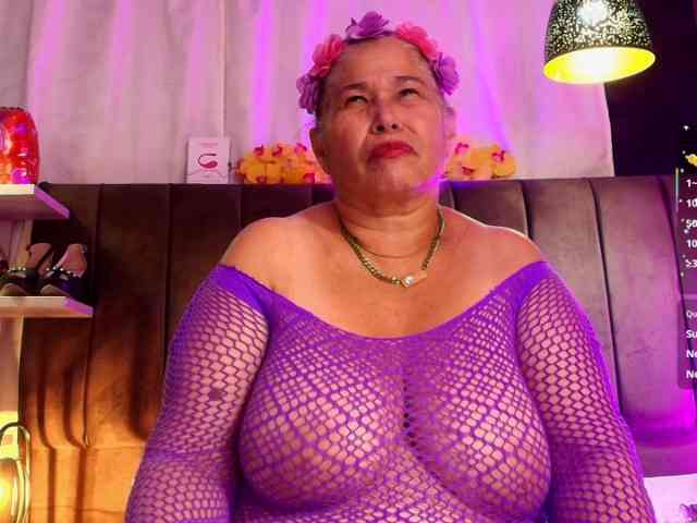 girl-amada webcam