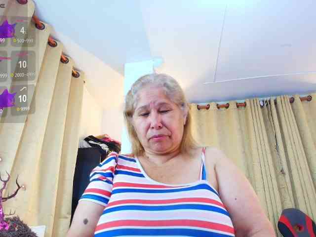 girl-amada webcam