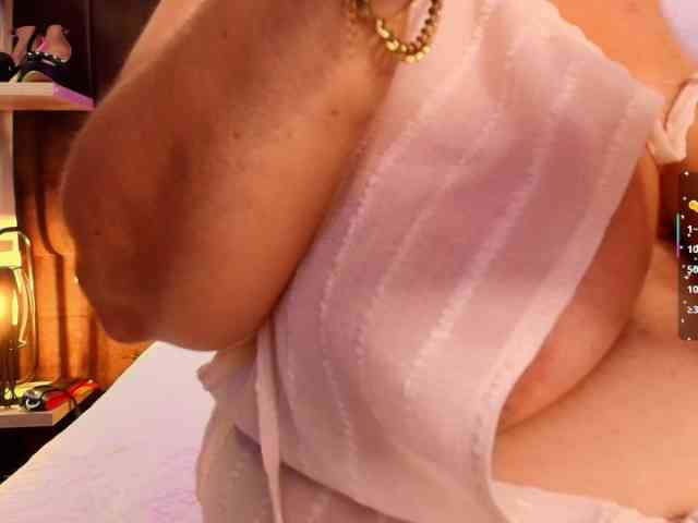 girl-amada webcam