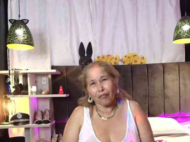 girl-amada webcam