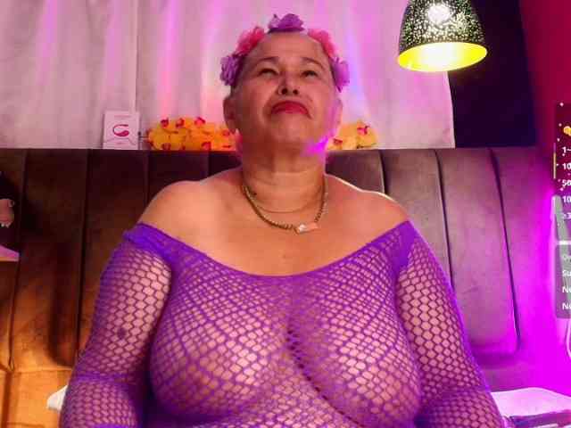 girl-amada webcam