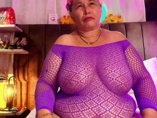 girl-amada webcam