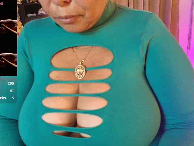 girl-amada Live Webcam on BongaCams