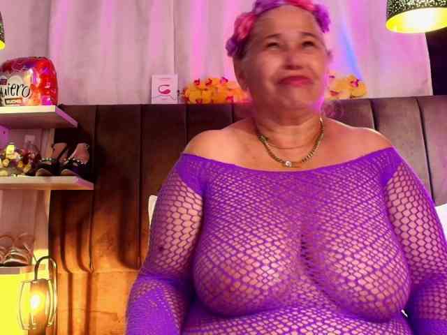 girl-amada webcam