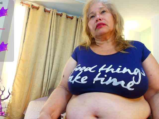 girl-amada Live Webcam on BongaCams