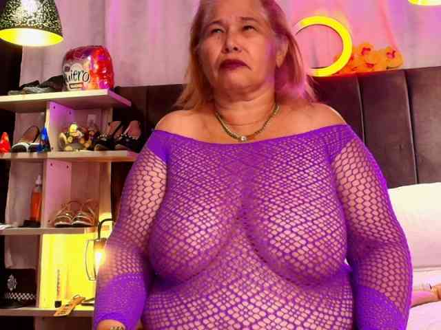 girl-amada webcam