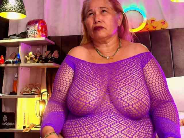girl-amada webcam