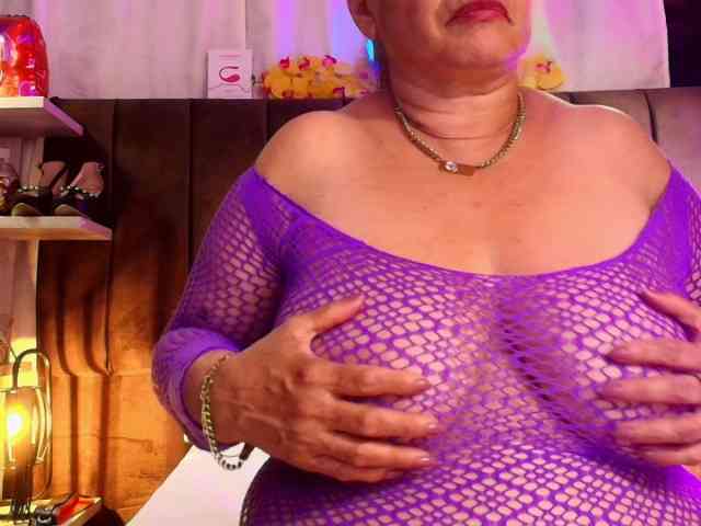 girl-amada webcam