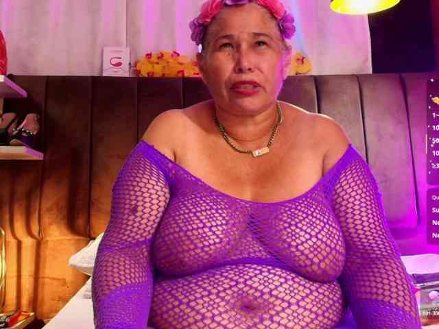 girl-amada webcam