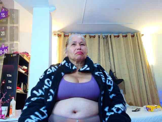 girl-amada webcam
