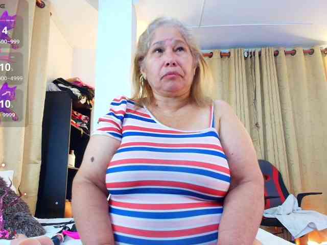 girl-amada webcam