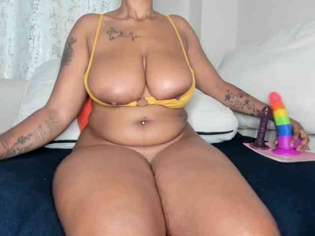 bigboobsh webcam