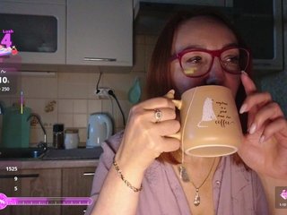 Pink-Lips Porn Show