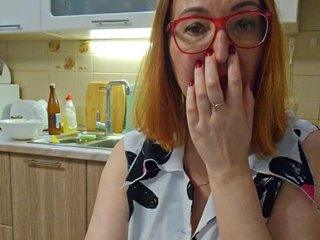 Pink-Lips Porn Show
