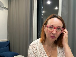 Pink-Lips Porn Show