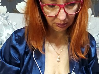 Pink-Lips Porn Show