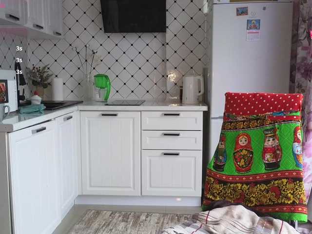 Pink-Lips's BongaCams show and profile