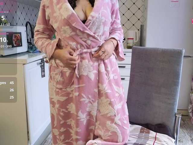 Pink-Lips's BongaCams show and profile