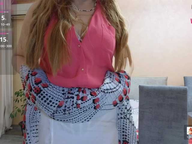 Pink-Lips's BongaCams show and profile