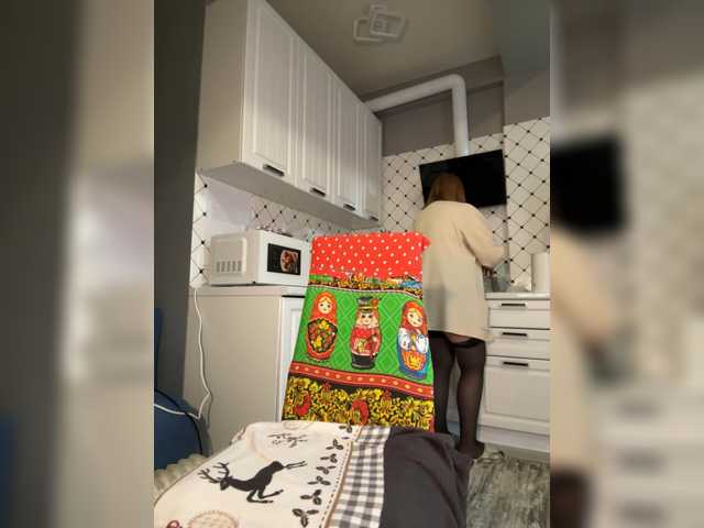 Pink-Lips's BongaCams show and profile