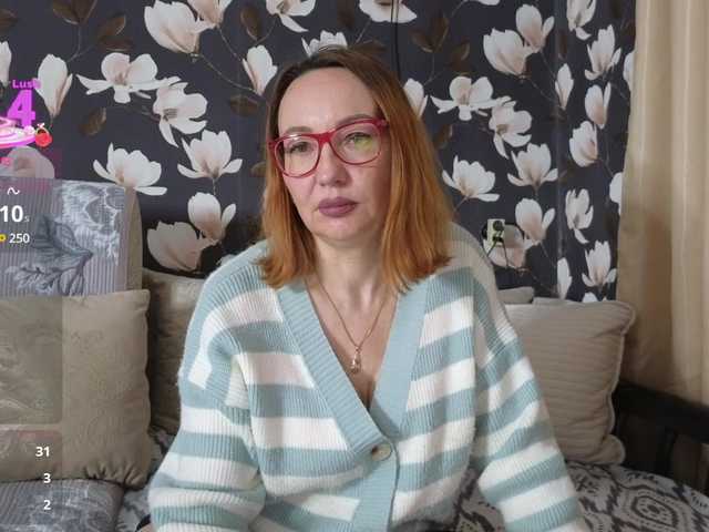  Pink-Lips chat room
