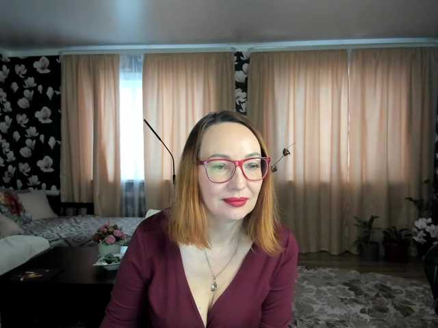 Pink-Lips chat room