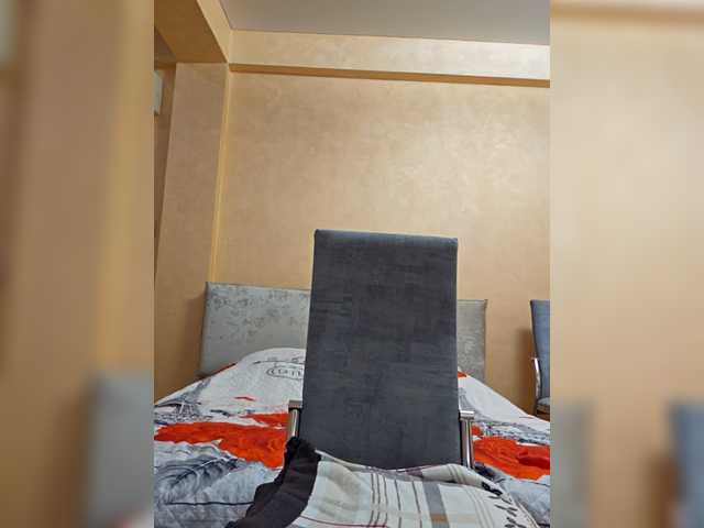 Pink-Lips's BongaCams show and profile