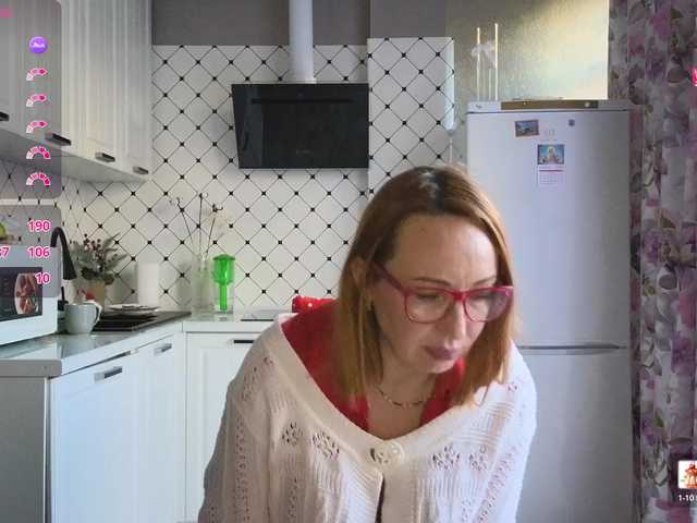 Pink-Lips's BongaCams show and profile