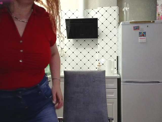 Pink-Lips's BongaCams show and profile